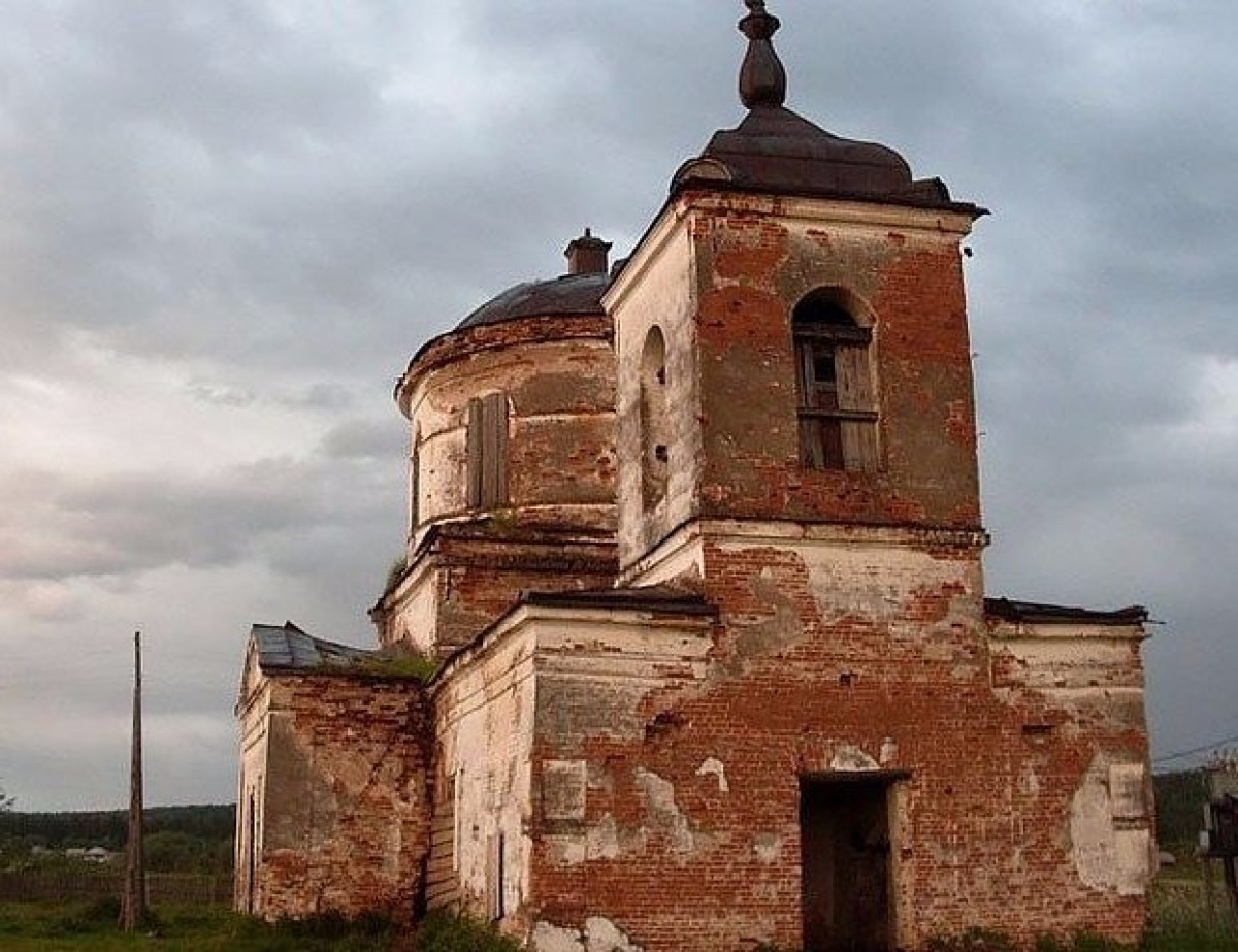 Николаевская церковь в с. Большой Кемчуг 