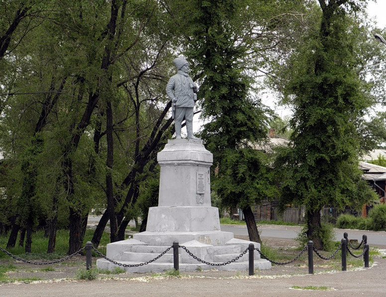 Памятник Щетинкину П.Е.