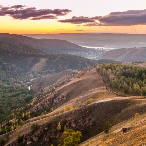 Торгашинский хребет 
